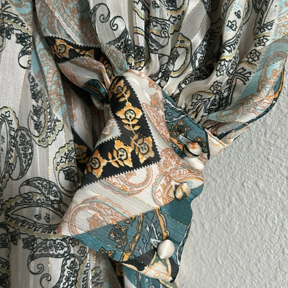 LILLY'S KLOSET | Paisley Long Sleeve Dress - Picture 4 of 10